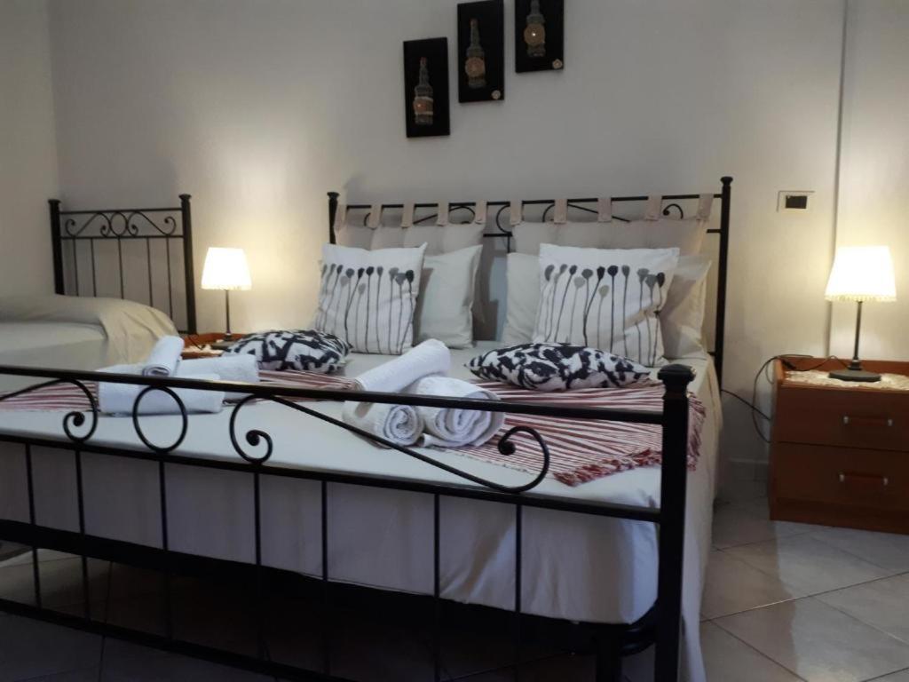 La Casa Re Basuli Villa Noto Eksteriør billede