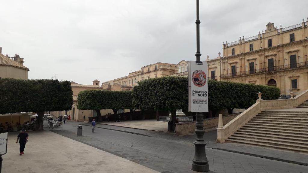 La Casa Re Basuli Villa Noto Eksteriør billede
